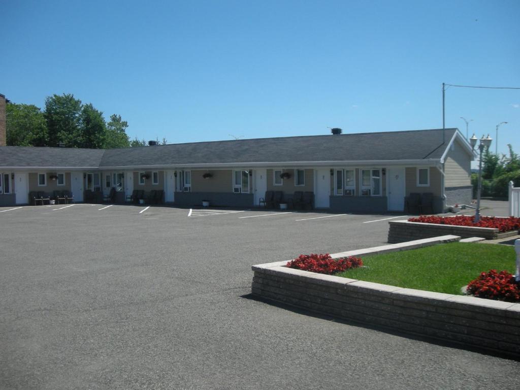 Motel Chevalier Quebeque Exterior foto